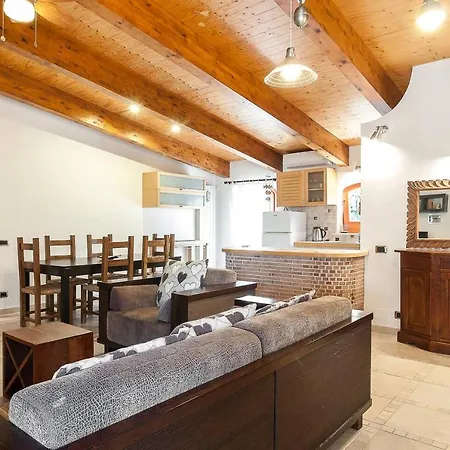 La Cesa House *
