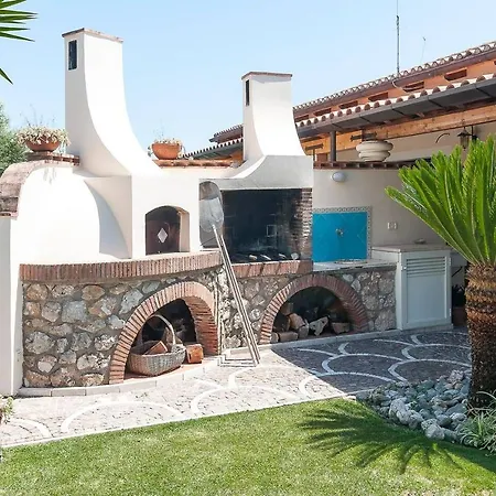 La Cesa House