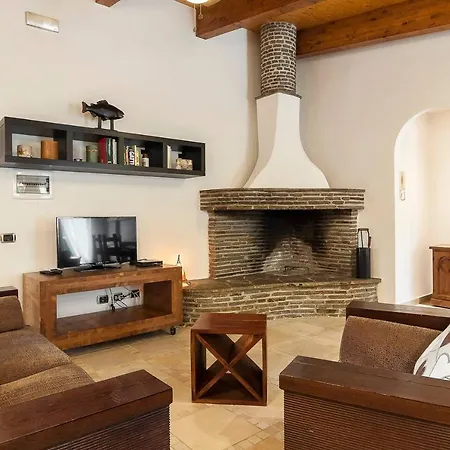 La Cesa House *