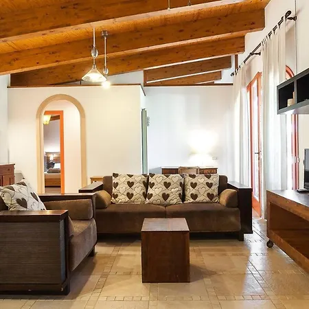 La Cesa House